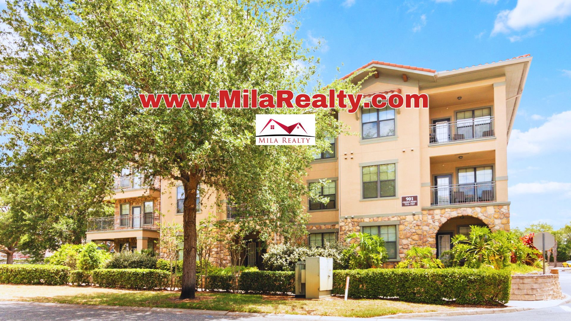 901 Charo Parkway - 1